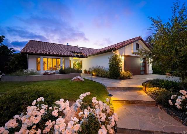 Property at 1850 Willowhaven Rd, Encinitas, CA 92024, 4 beds, 3.5 baths