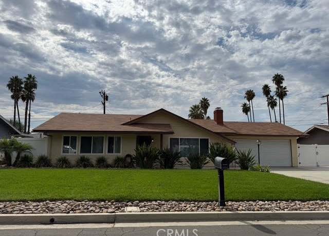 Property at 27031 Val Deane Way, Hemet, CA 92544, 2 beds, 2 baths