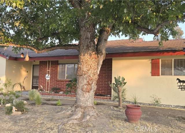 Property at 42961 Johnston Ave, Hemet, CA 92544, 3 beds, 2 baths