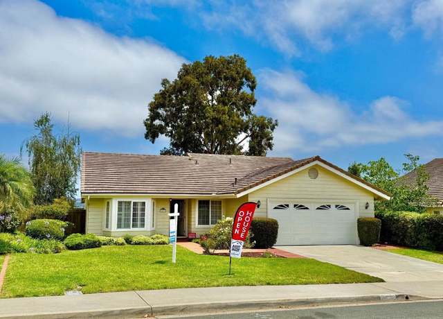Property at 1633 Willowspring Dr N, Encinitas, CA 92024, 4 beds, 2 baths