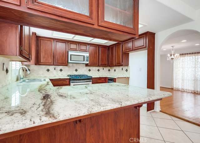 Property at 814 S Patton Ave #2, San Pedro, CA 90731, 3 beds, 2.5 baths