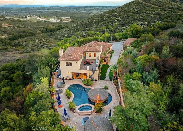 Property at 21128 Via Los Laureles, Murrieta, CA 92562, 5 beds, 6 baths
