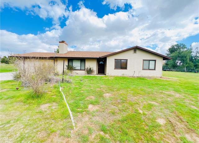 Property at 21825 Canyon Dr, Wildomar, CA 92595, 3 beds, 2 baths