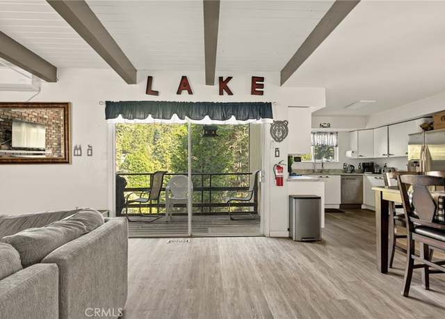 Property at 28224 Larchmont Ln, Lake Arrowhead, CA 92352, 3 beds, 2 baths
