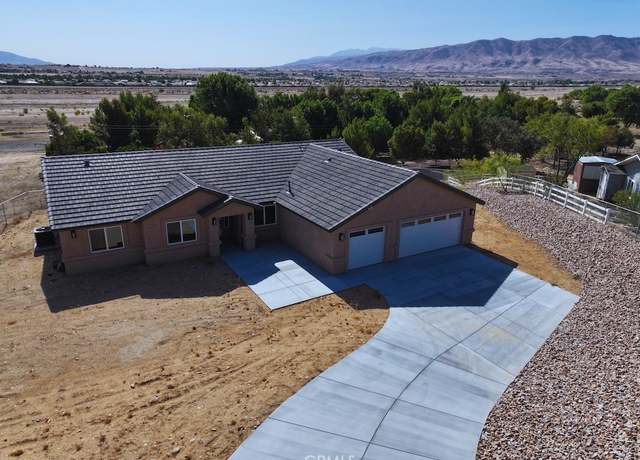 Property at 19000 Covina St, Hesperia, CA 92345, 4 beds, 2.5 baths