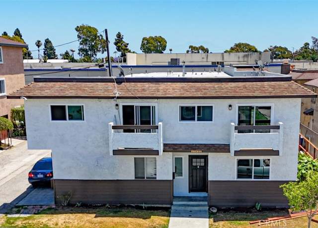 Property at 17422 Keelson Ln, Huntington Beach, CA 92647, 13 beds, 11.5 baths