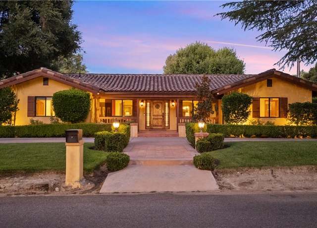 Property at 24604 Apple St, Newhall, CA 91321, 3 beds, 4 baths