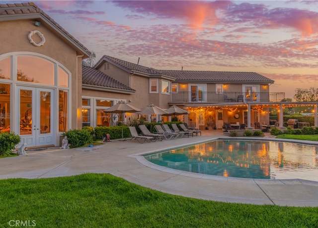 Property at 20580 Avenida De Arboles, Murrieta, CA 92562, 5 beds, 5.5 baths