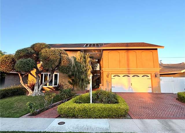 Property at 19752 Westwinds Ln, Huntington Beach, CA 92646, 5 beds, 4 baths