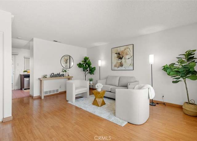 Property at 8515 Edgebrook Dr, Garden Grove, CA 92844, 2 beds, 1.5 baths