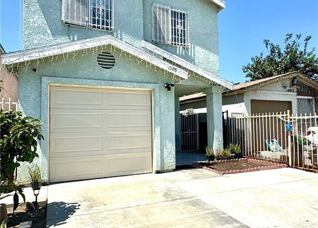 Property at 10915 Grape St, Los Angeles, CA 90059, 4 beds, 3 baths