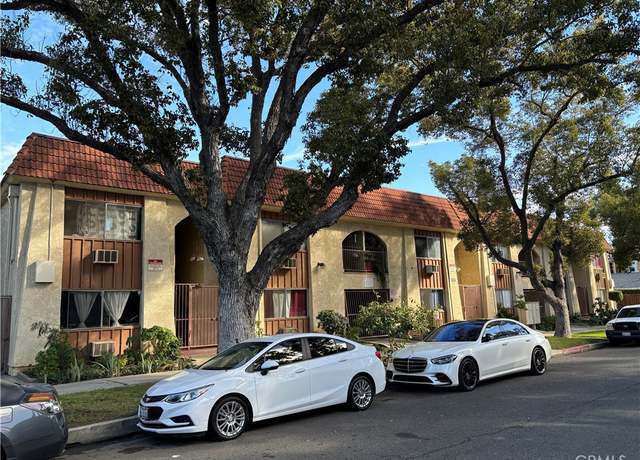 Property at 717 N Garfield St, Santa Ana, CA 92701, 7 beds, 30 baths