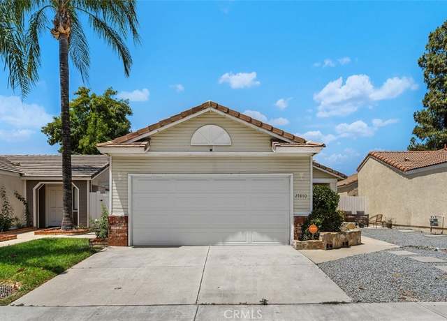 Property at 27870 Moonridge Dr, Menifee, CA 92585, 3 beds, 2 baths