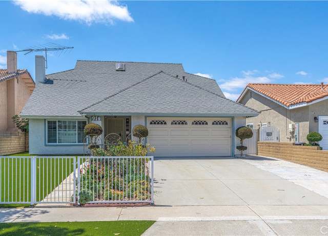 Property at 914 S Susan St, Santa Ana, CA 92704, 4 beds, 3 baths