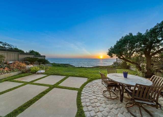 Property at 412 W E St, Encinitas, CA 92024, 3 beds, 3 baths