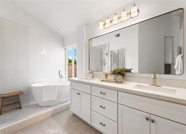 Property at 3 Calendula, Rancho Santa Margarita, CA 92688, 4 beds, 3 baths