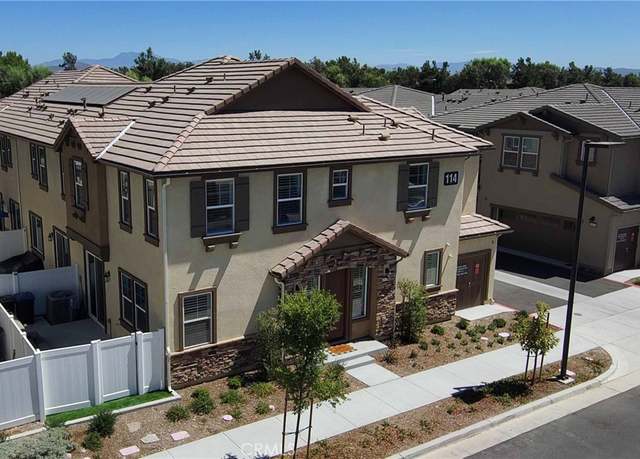 Property at 40624 Birchfield Dr, Temecula, CA 92591, 4 beds, 2.5 baths