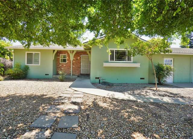 Property at 2306 S Encina St, Visalia, CA 93277, 4 beds, 3 baths
