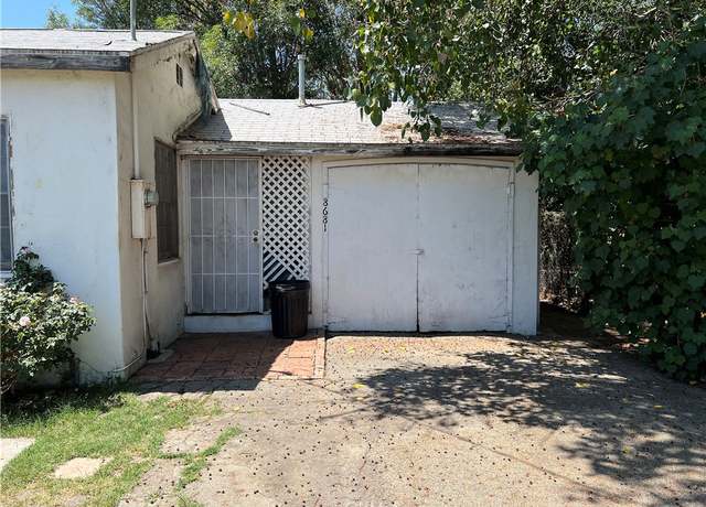 Property at 8681 California Ave, Riverside, CA 92504, 2 beds, 1 bath