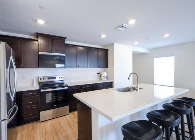 Property at 25601 Pine Ridge Rd, Homeland, CA 92548, 3 beds, 2 baths