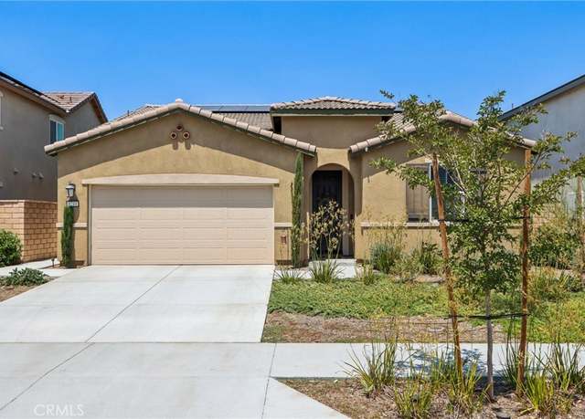 Property at 5210 Arroyo St, Hemet, CA 92545, 3 beds, 2 baths