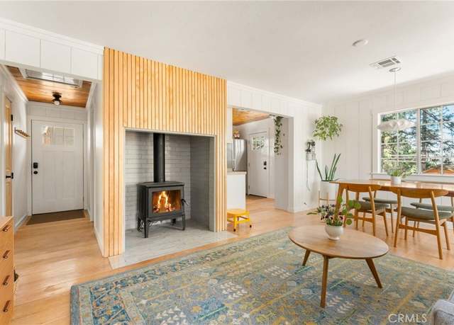Property at 963 Chateau Dr, Crestline, CA 92325, 3 beds, 2 baths