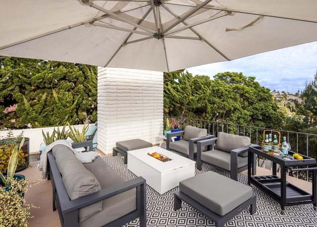 Property at 7031 Estrella De Mar Rd, Carlsbad, CA 92009, 3 beds, 3.5 baths