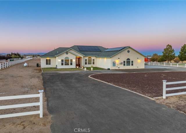 Property at 8127 W Avenue E12, Lancaster, CA 93536, 3 beds, 2.5 baths