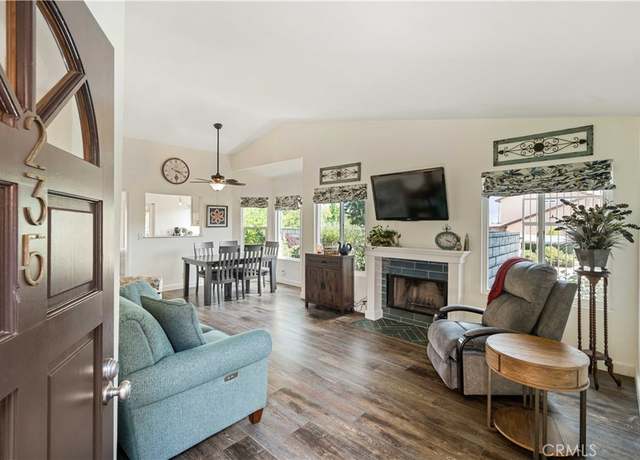 Property at 22909 Banyan Pl #235, Saugus, CA 91390, 3 beds, 2 baths