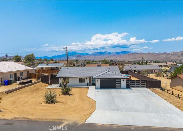 Property at 7412 Del Monte Ave, Yucca Valley, CA 92284, 3 beds, 2 baths