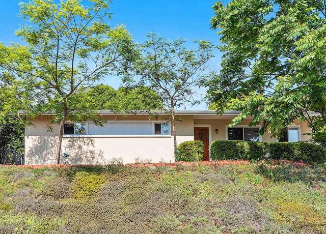 Property at 1037 Lonsdale Dr, Vista, CA 92084, 2 beds, 2 baths