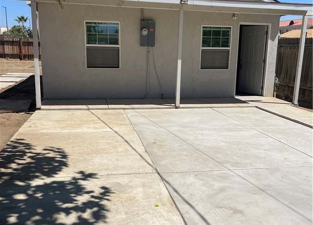 Property at 1608 Lisle, Bakersfield, CA 93308, 2 beds, 1 bath