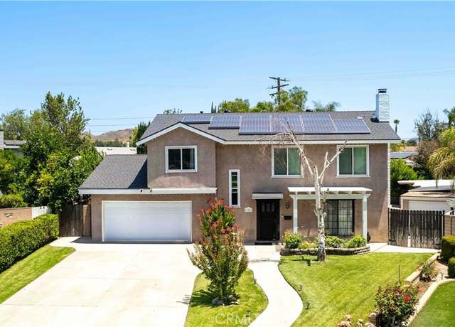 Property at 21101 Rosedell Dr, Saugus, CA 91350, 4 beds, 3 baths