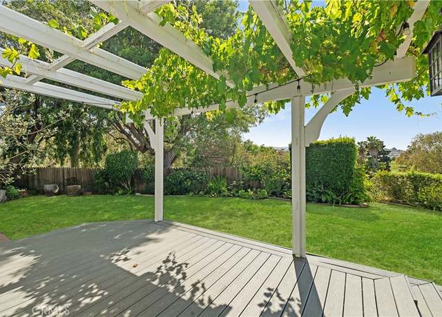 Property at 55 Encanto Dr, Rolling Hills Estates, CA 90274, 5 beds, 4 baths