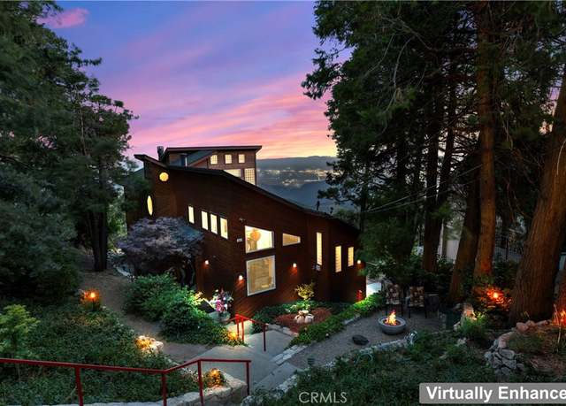 Property at 28527 Willow Rd, Lake Arrowhead, CA 92385, 2 beds, 2.5 baths
