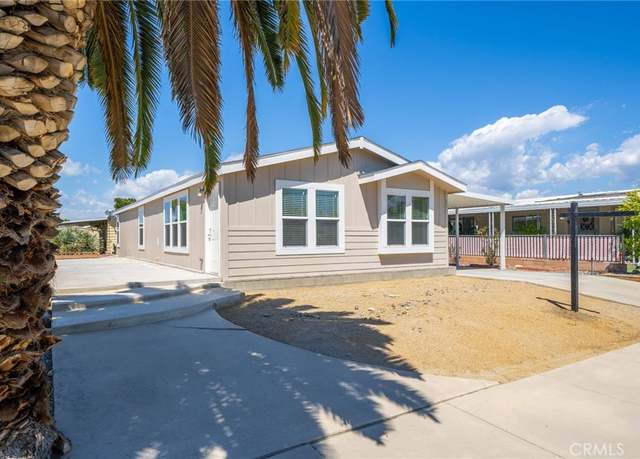 Property at 1062 Camino Del Rancho, Hemet, CA 92543, 3 beds, 2 baths