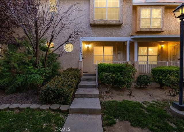 Property at 43645 Park Ave, Lancaster, CA 93534, 3 beds, 2.5 baths