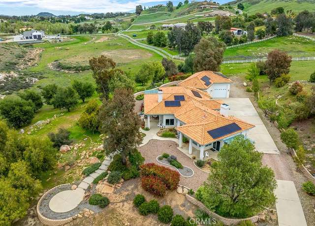 Property at 40042 Via Caballos, Murrieta, CA 92562, 3 beds, 2.5 baths