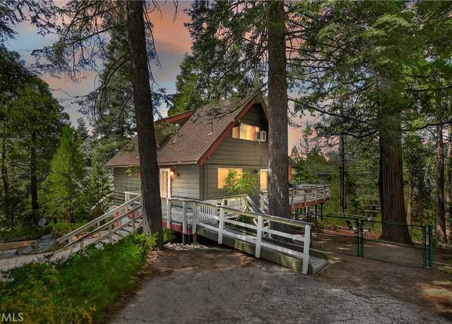 Property at 535 Pioneer Rd, Lake Arrowhead, CA 92352, 3 beds, 2 baths