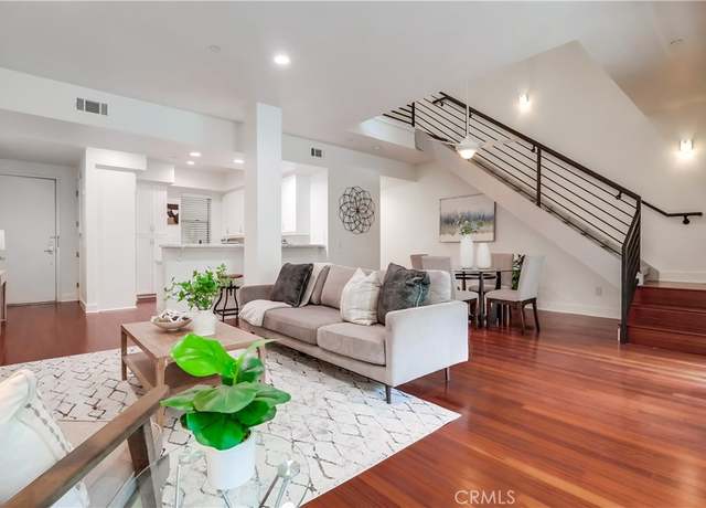 Property at 395 East 4th St #13, Long Beach, CA 90802, 2 beds, 1.5 baths