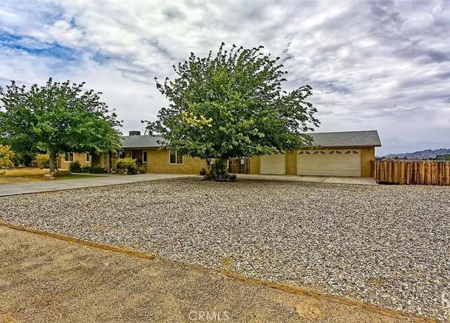 Property at 22704 Sitting Bull Rd, Apple Valley, CA 92308, 3 beds, 2 baths