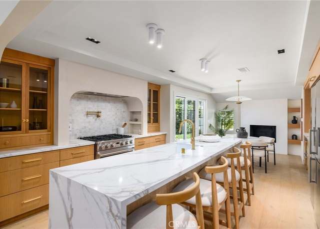Property at 1206 Blue Gum Ln, Newport Beach, CA 92660, 3 beds, 3.5 baths