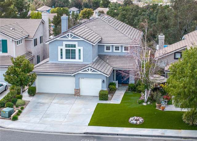 Property at 27511 Woodfield Pl, Valencia, CA 91354, 5 beds, 3 baths