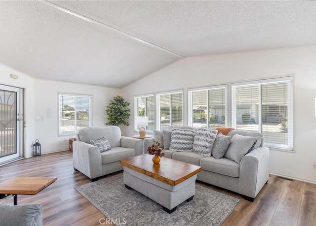 Property at 38370 Via Taffia, Murrieta, CA 92563, 2 beds, 2 baths
