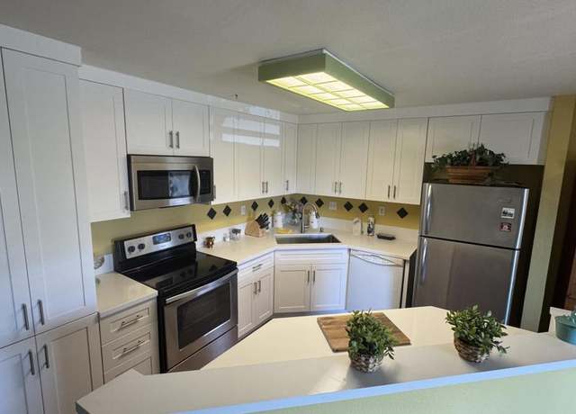 Property at 2713 Antonio Dr #104, Camarillo, CA 93010, 1 bed, 1 bath