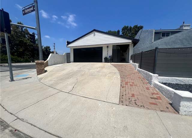 Property at 13241 Oakwood Ln, La Mirada, CA 90638, 4 beds, 2.5 baths
