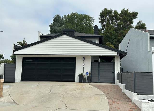 Property at 13241 Oakwood Ln, La Mirada, CA 90638, 4 beds, 2.5 baths