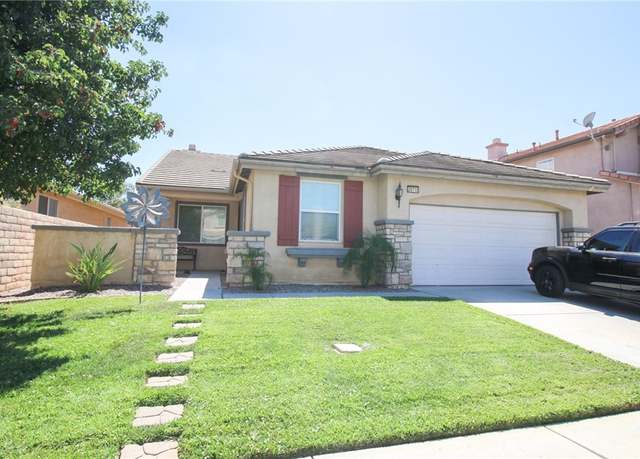 Property at 29715 Cottonwood Cove Dr, Menifee, CA 92584, 3 beds, 2 baths