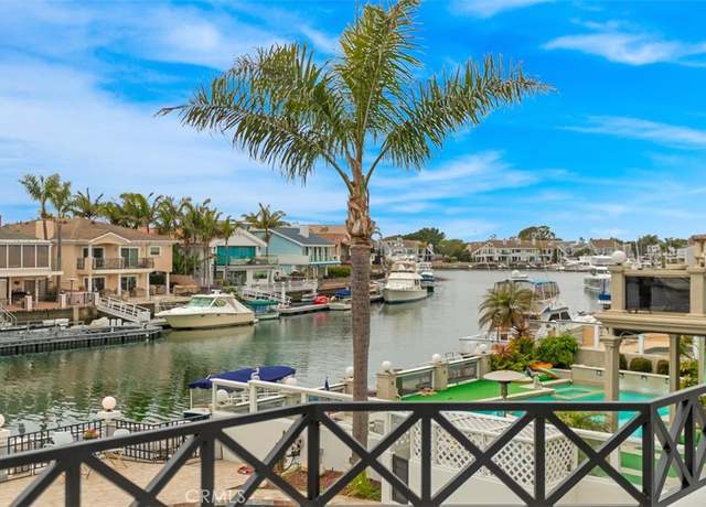 Property at 16201 Santa Barbara Ln, Huntington Beach, CA 92649, 5 beds, 4 baths