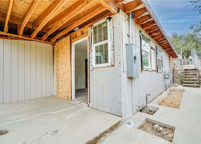 Property at 12055 Kagel Canyon Rd, Sylmar, CA 91342, 3 beds, 1 bath
